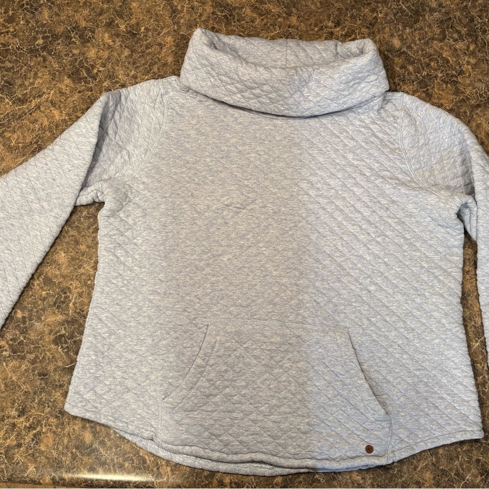 Orvis Light Blue Quilted Top